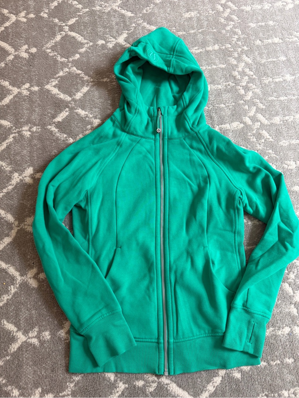 Lululemon scuba hoodie Kelly green size 8